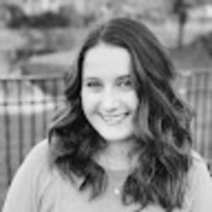 Meet your Posher, Caitlin